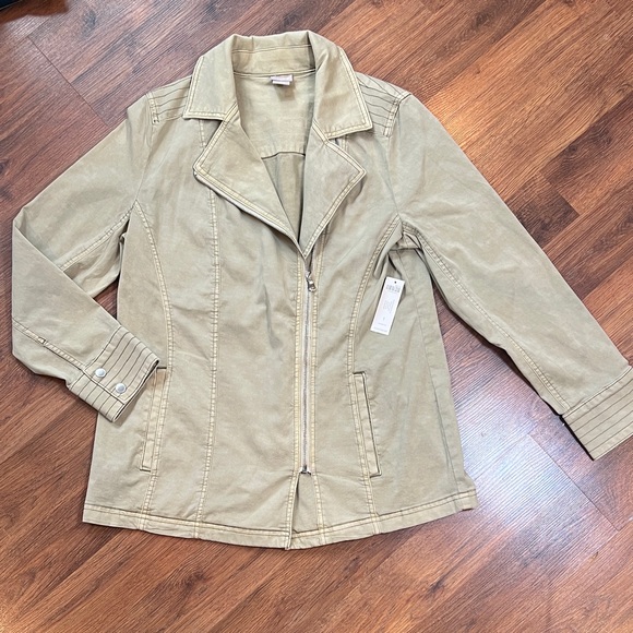 Chico's Jackets & Blazers - NWT - Chico's 1 - Beige Utility Jacket 🧥